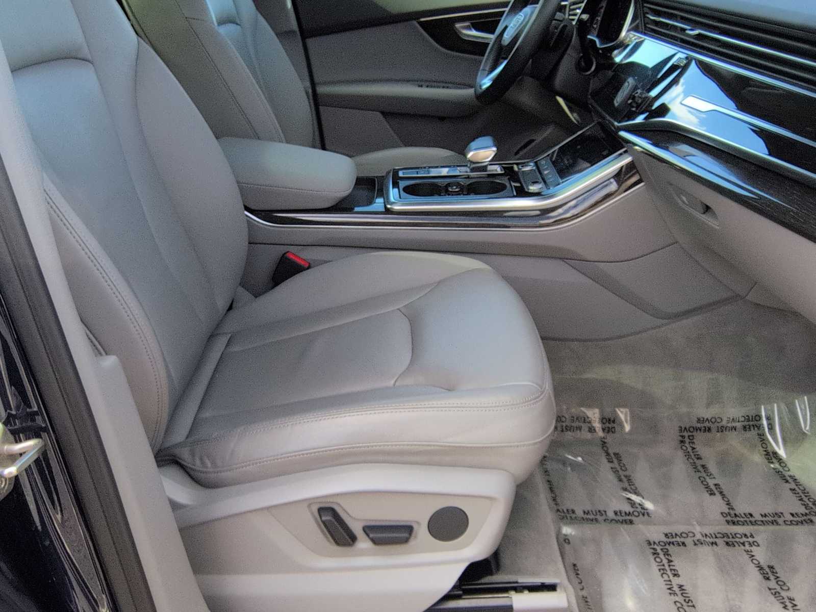 Thumbnail: 2022 Audi Q7 - 24