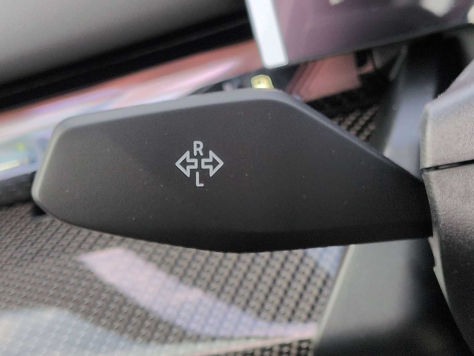 Thumbnail: 2026 BMW 5 Series - 29