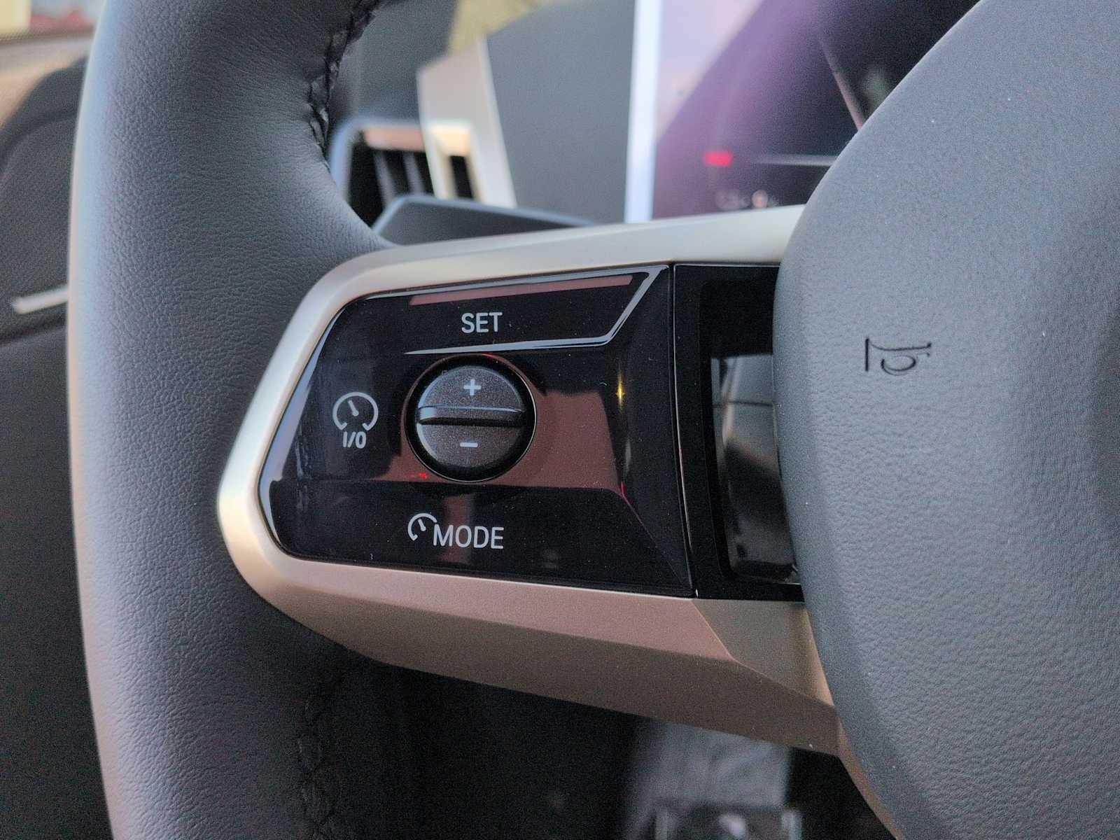 Thumbnail: 2026 BMW iX - 25