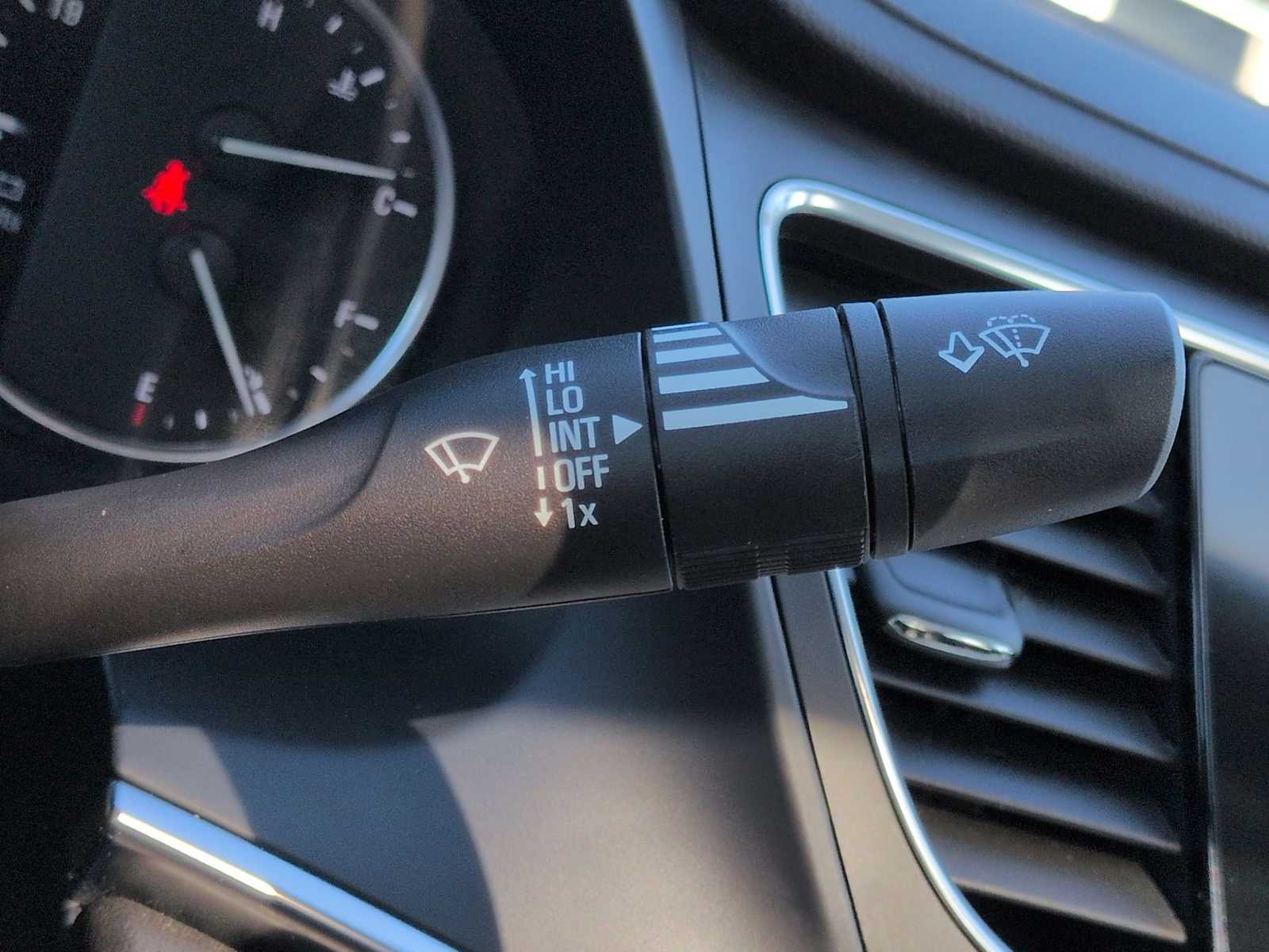 Thumbnail: 2017 Buick LaCrosse - 28