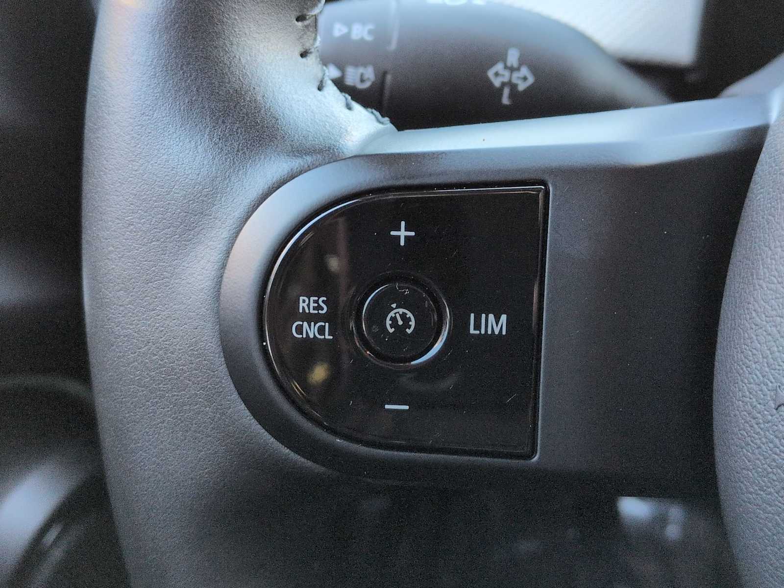 Thumbnail: 2024 MINI Cooper Hardtop - 23