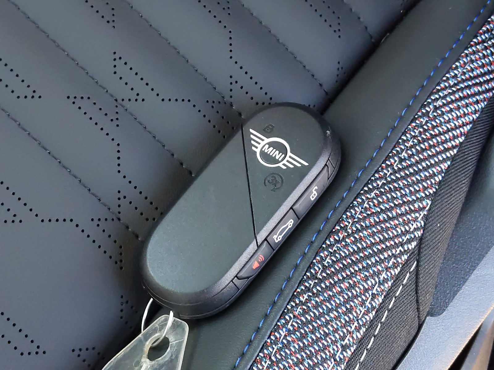 Thumbnail: 2025 MINI Cooper Hardtop - 35