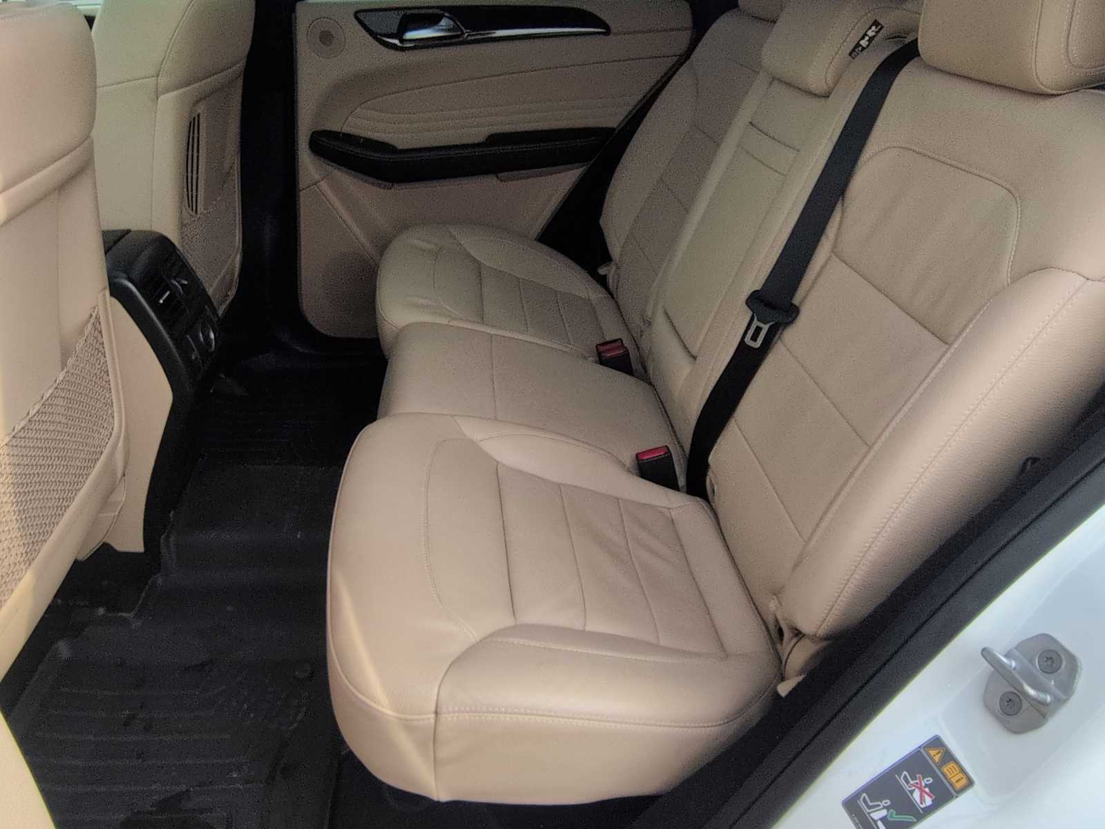 Thumbnail: 2018 Mercedes-Benz GLE - 20