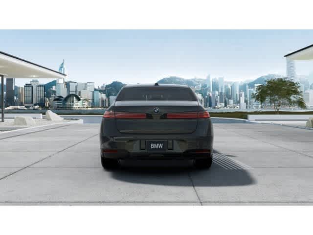 Thumbnail: 2027 BMW 7 Series - 5
