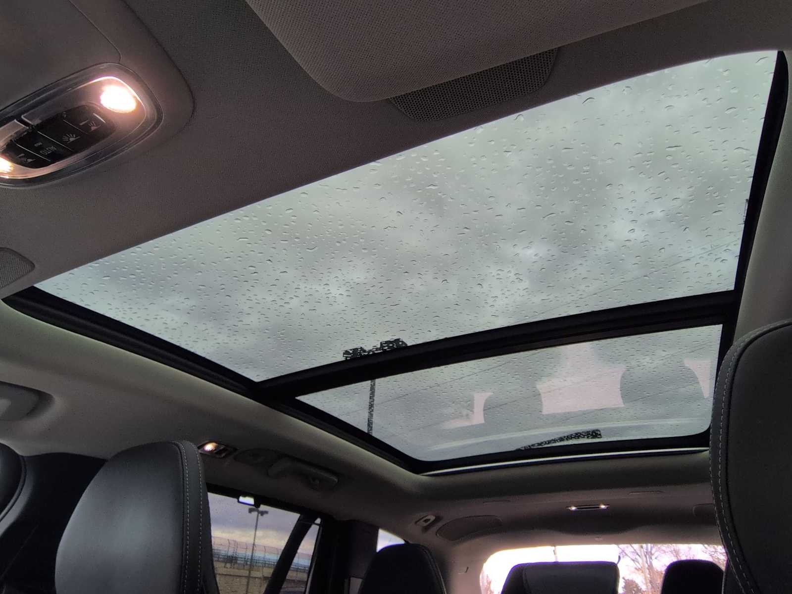 Thumbnail: 2022 Volvo XC90 - 20