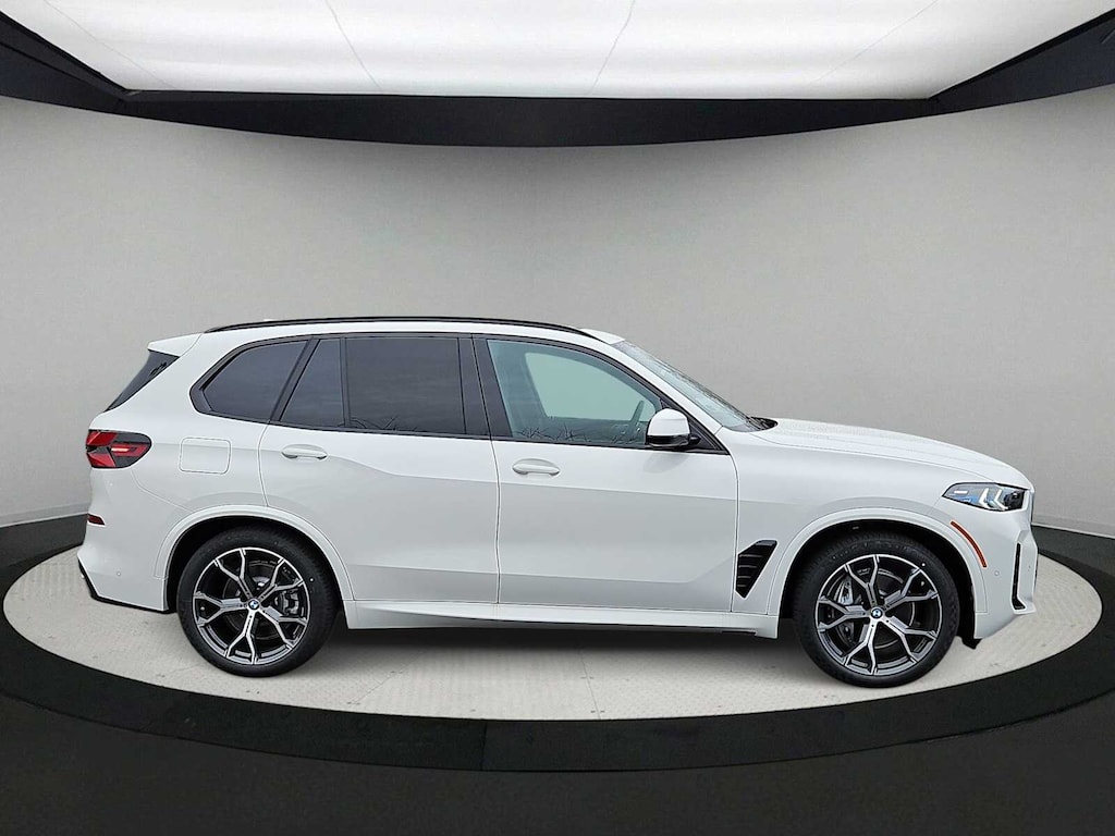 New 2026 BMW X5 PHEV xDrive50e SUV