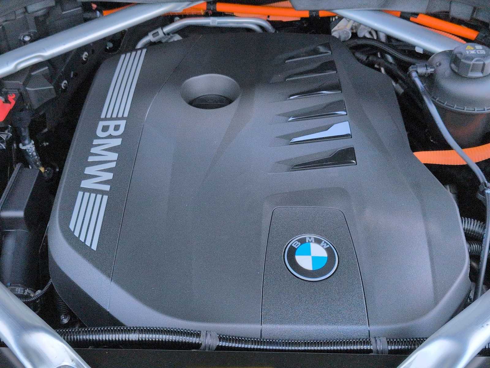 Thumbnail: 2026 BMW X5 - 15