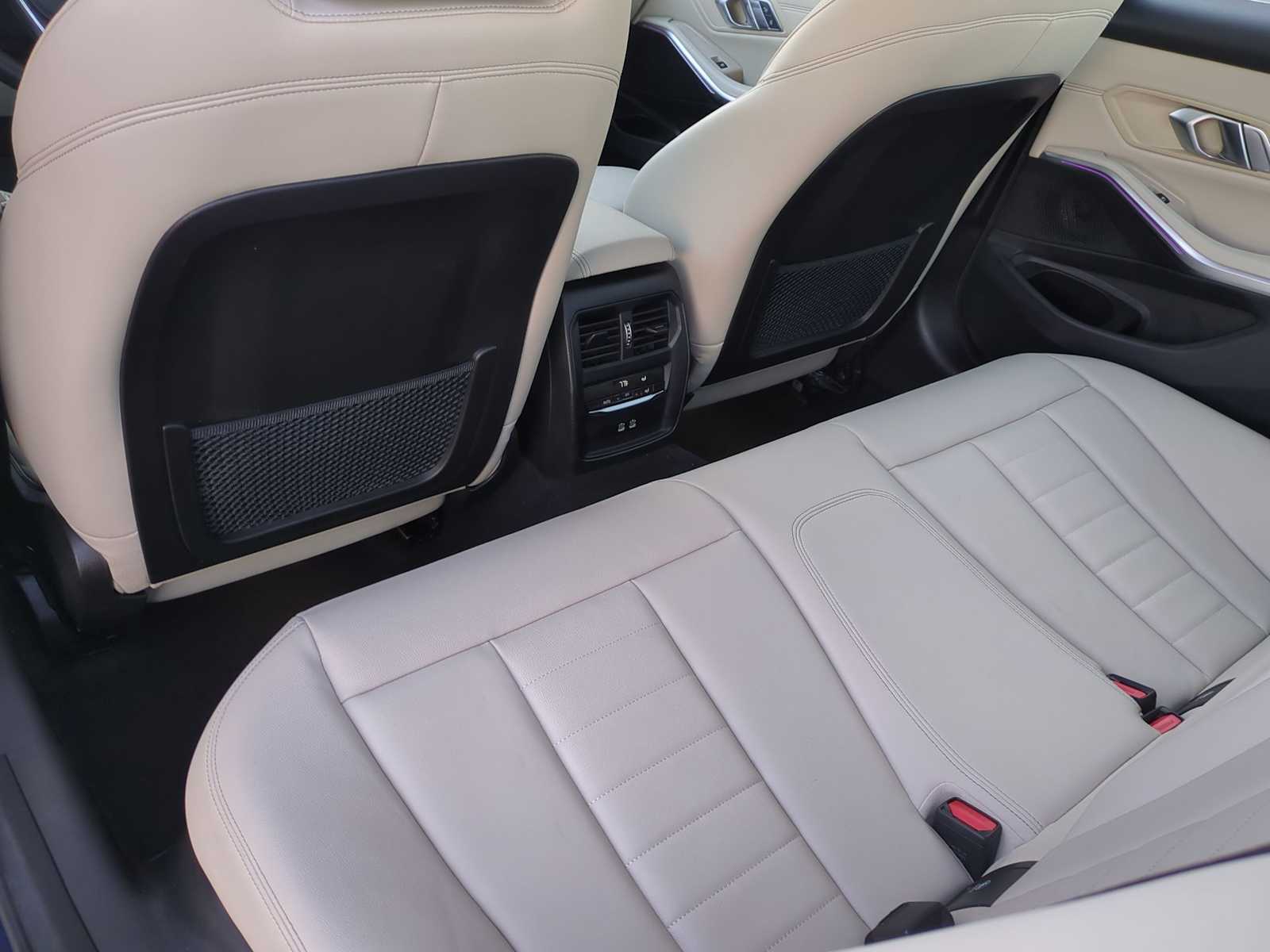 Thumbnail: 2022 BMW 3 Series - 18