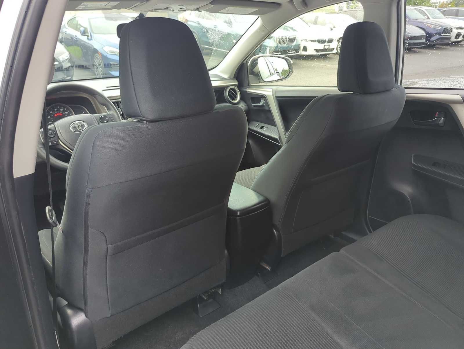 Thumbnail: 2015 Toyota RAV4 - 19