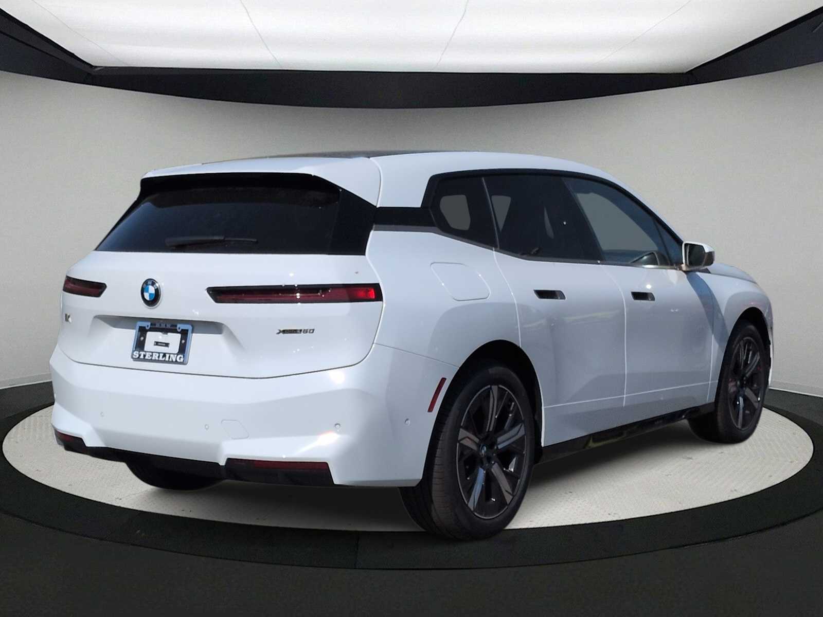 Thumbnail: 2026 BMW iX - 8