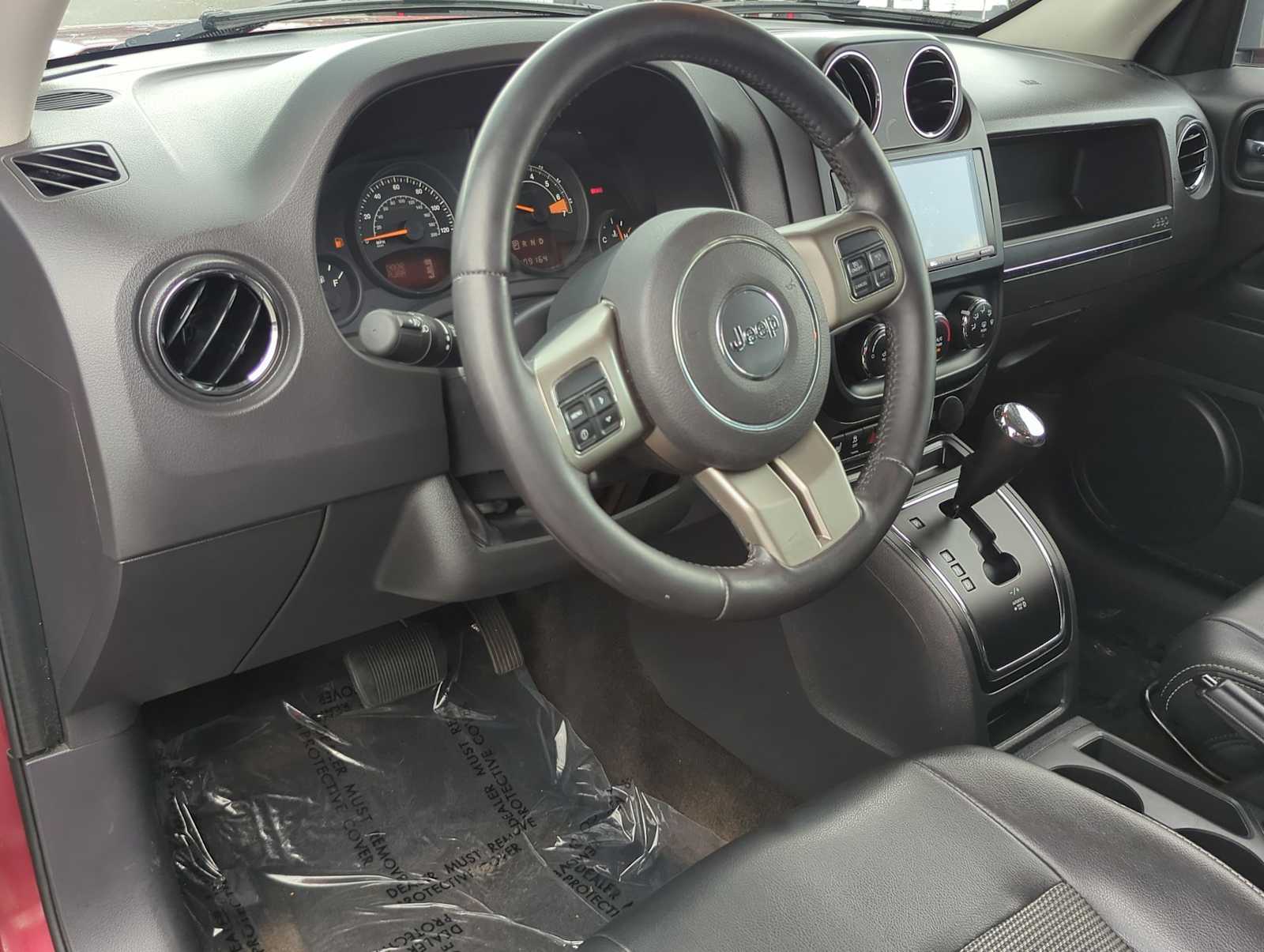 Thumbnail: 2014 Jeep Patriot - 16