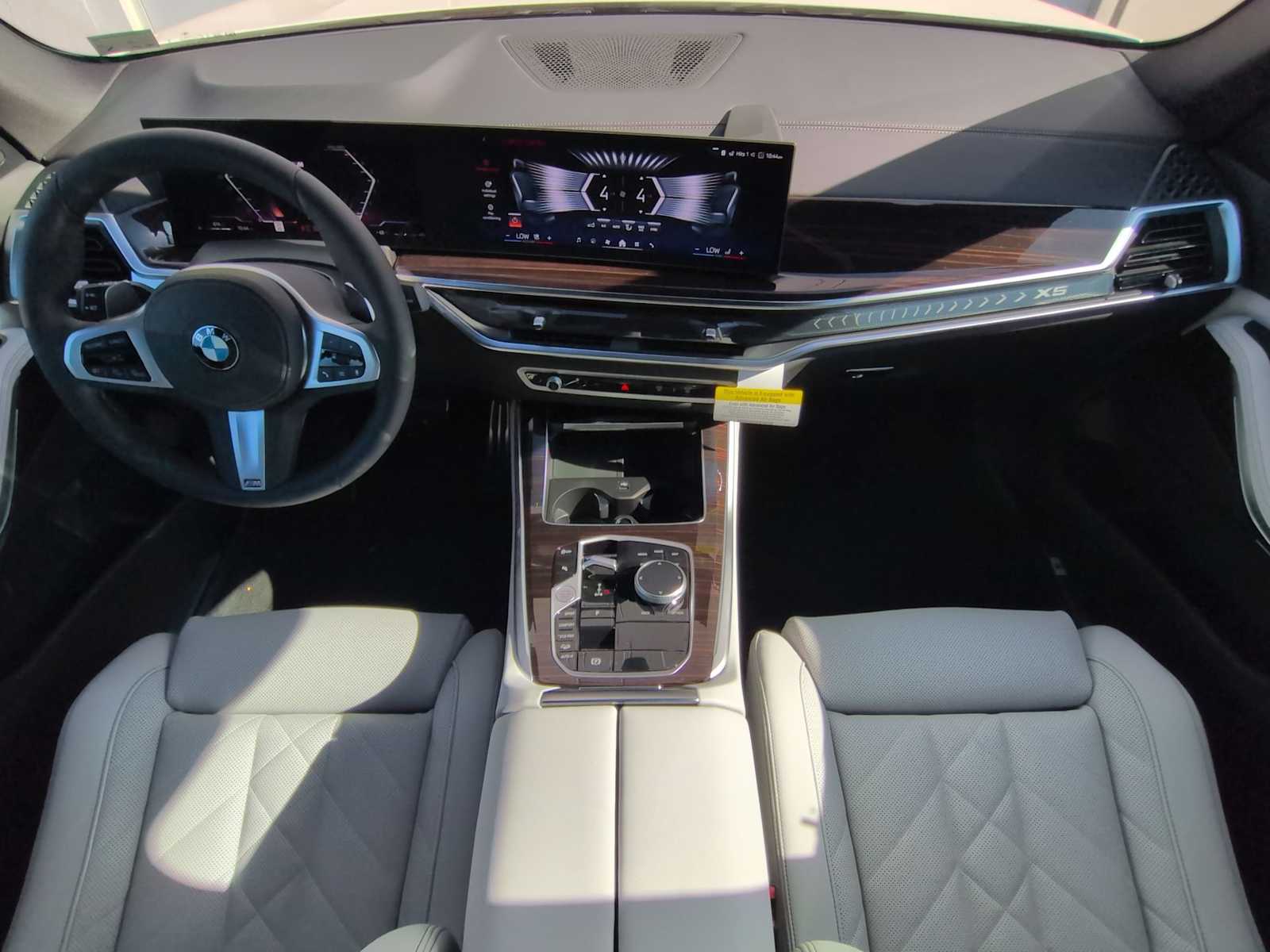 Thumbnail: 2026 BMW X5 - 16