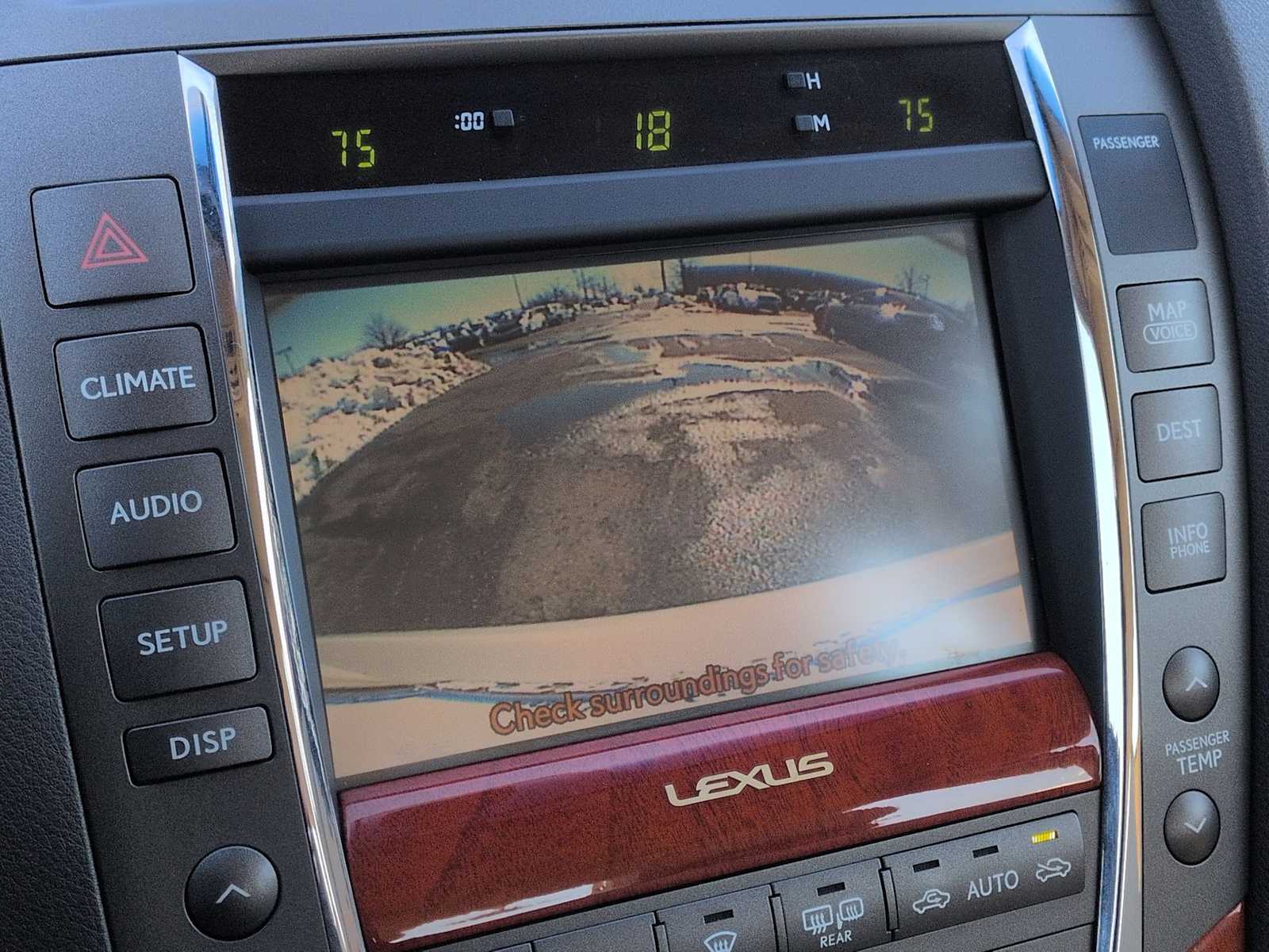 Thumbnail: 2011 Lexus ES - 32