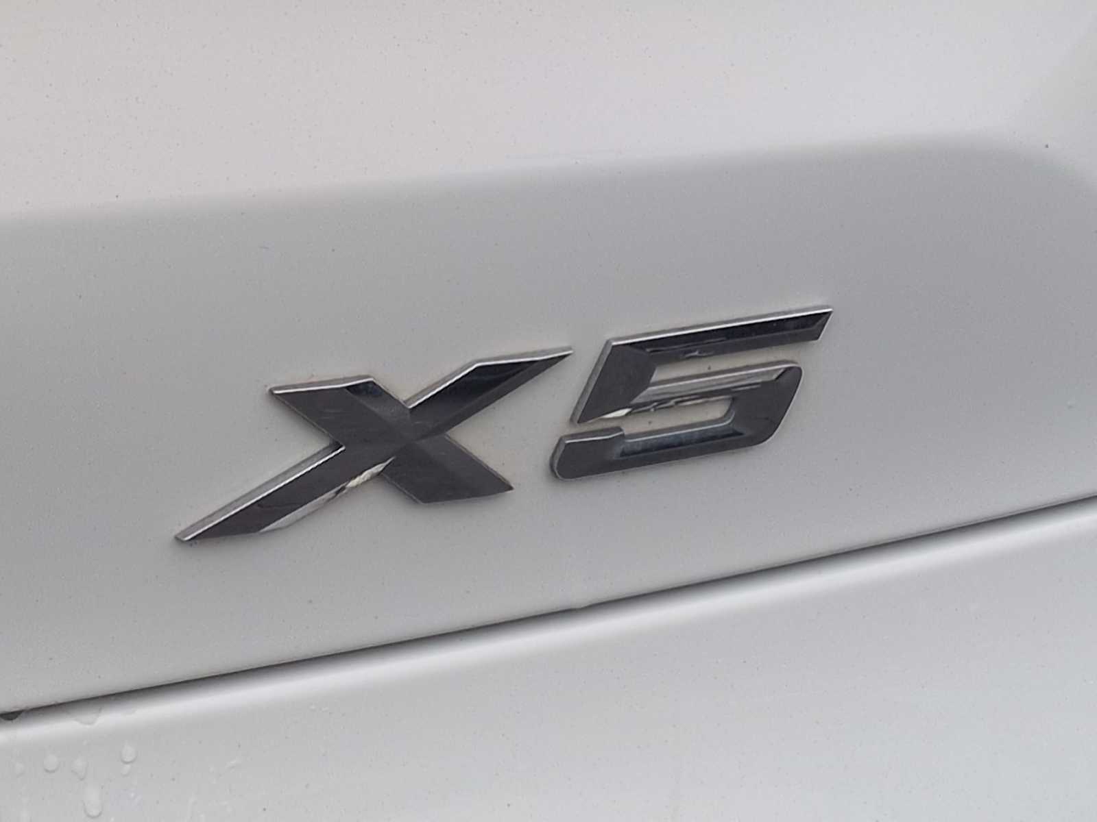 Thumbnail: 2023 BMW X5 - 13