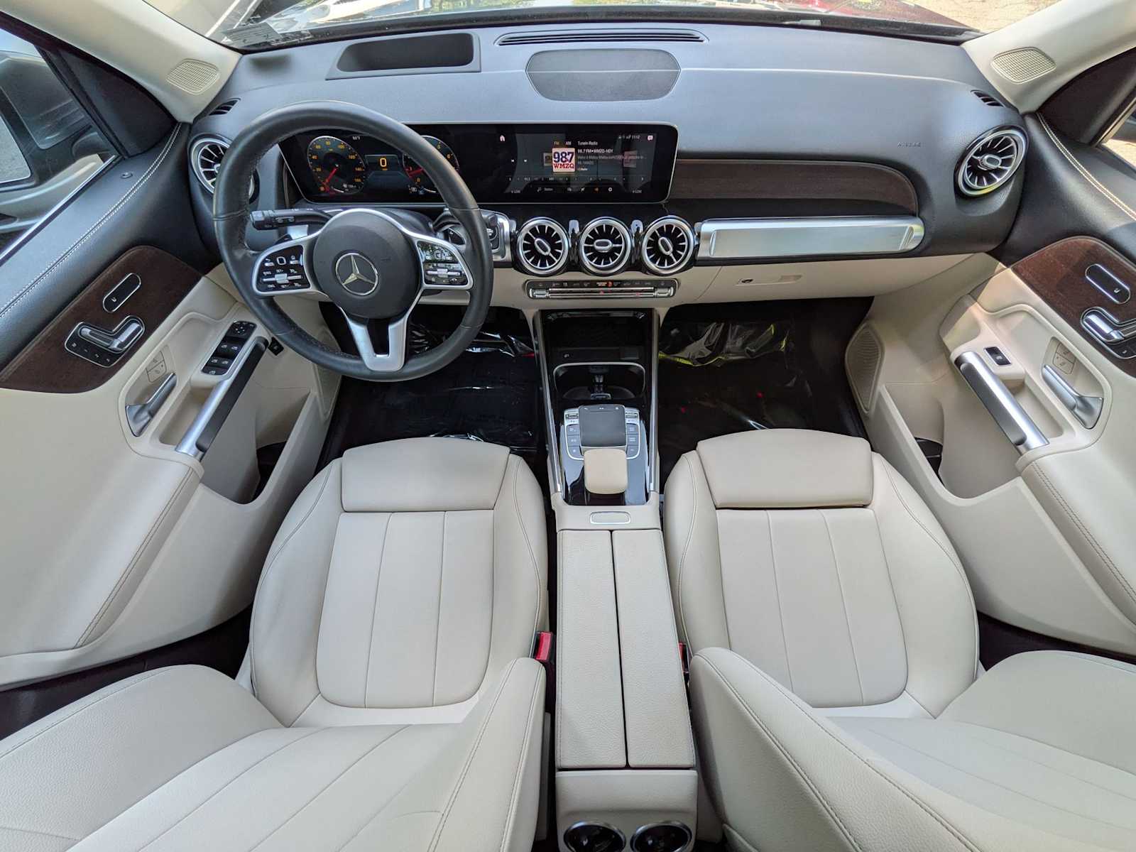 Thumbnail: 2020 Mercedes-Benz GLB - 16