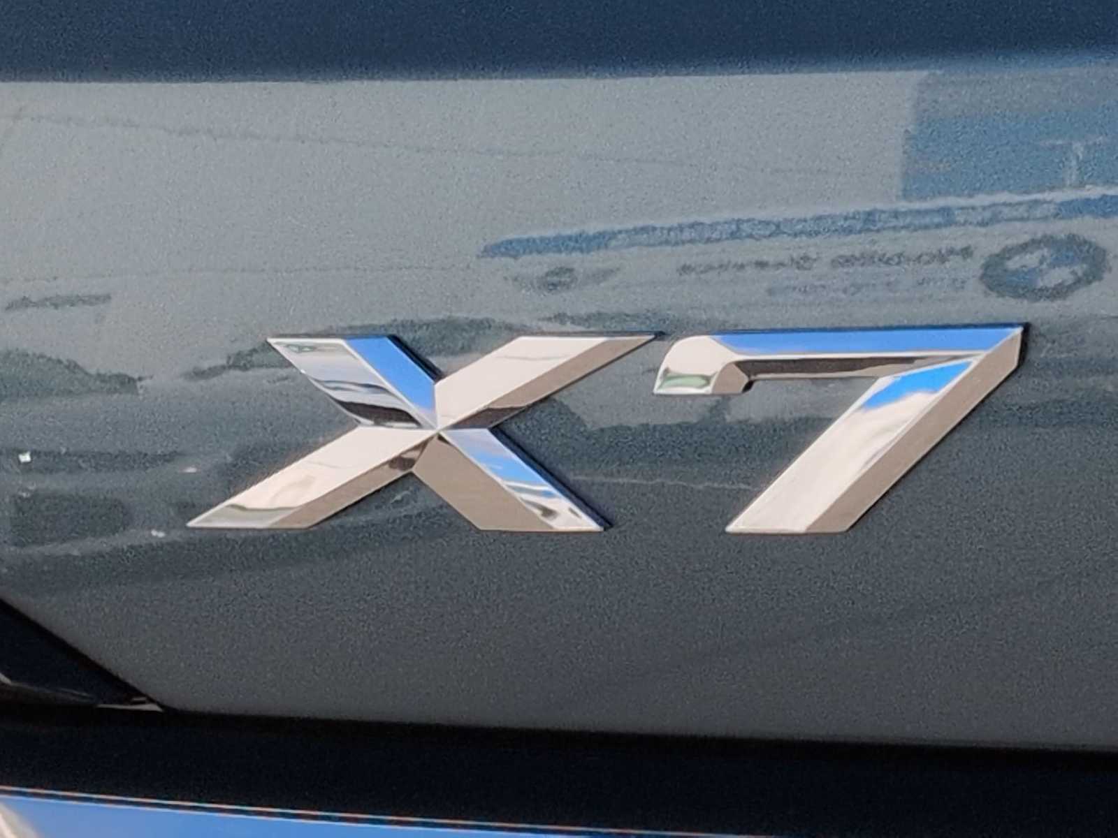 Thumbnail: 2026 BMW X7 - 13