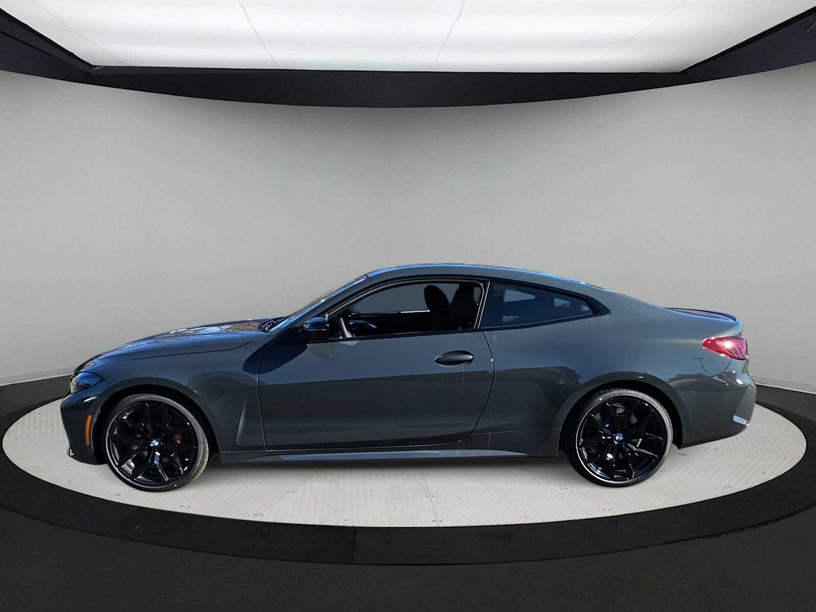 Thumbnail: 2026 BMW 4 Series - 5