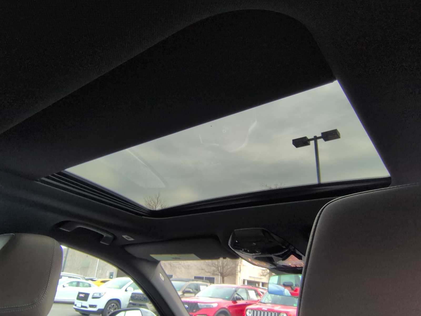 Thumbnail: 2025 BMW i5 - 22