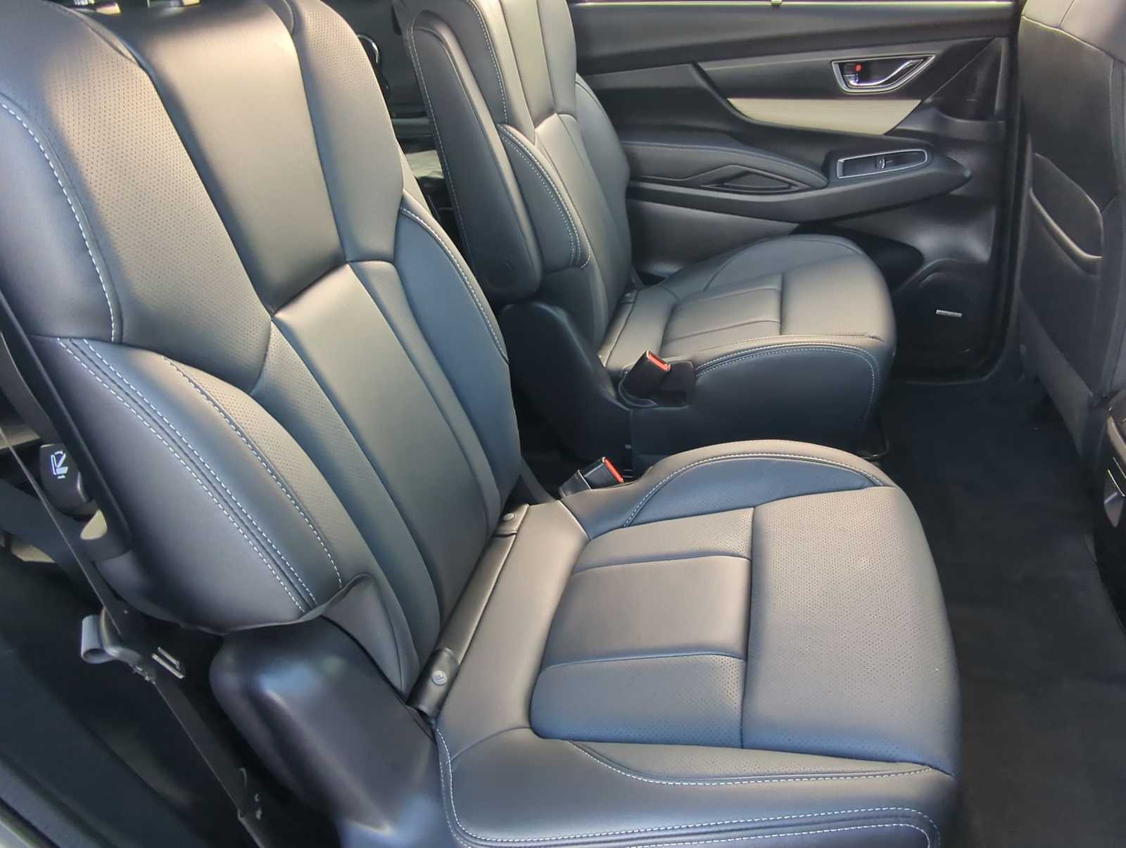 Thumbnail: 2022 Subaru Ascent - 22