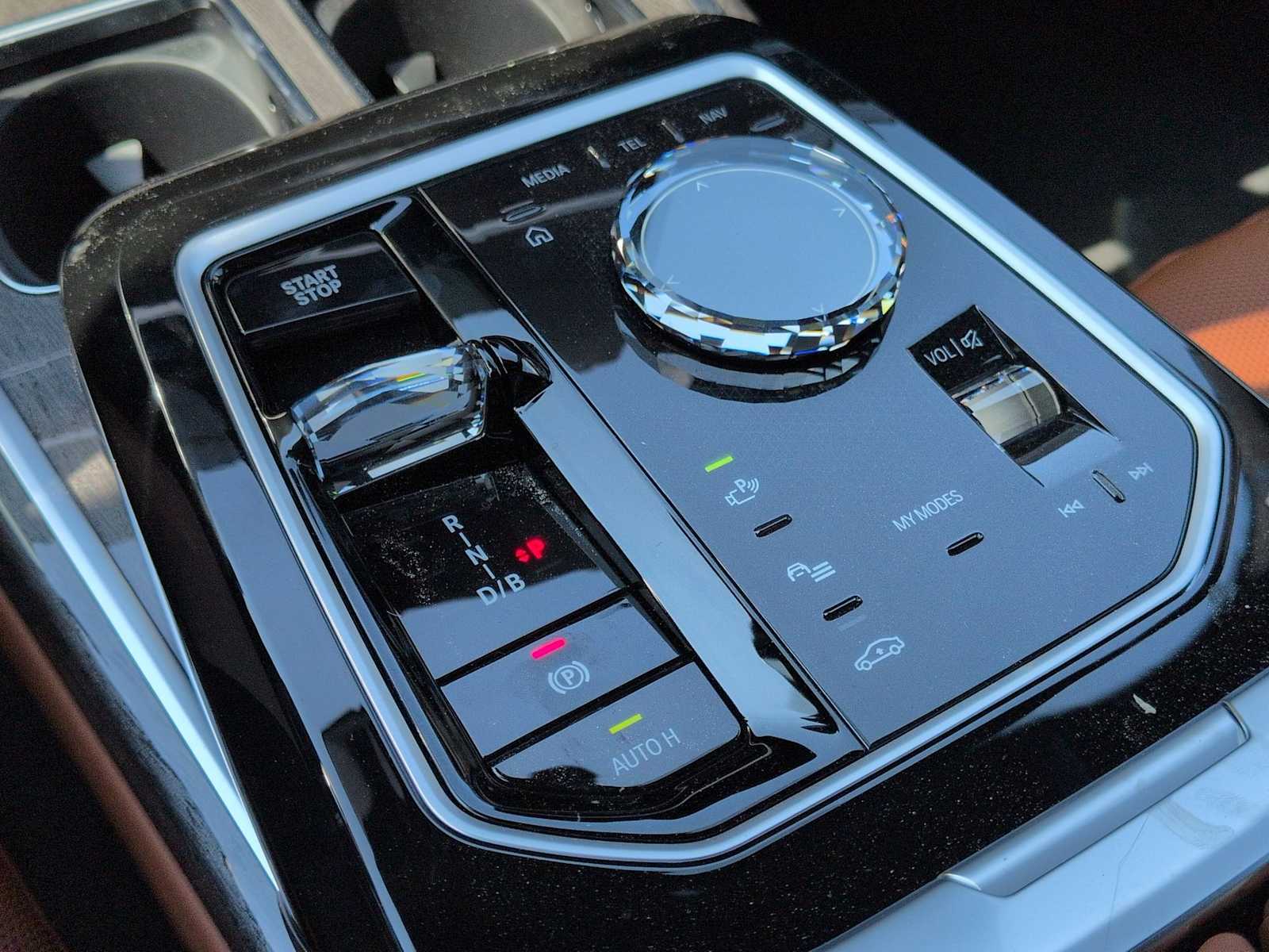 Thumbnail: 2026 BMW i7 - 35