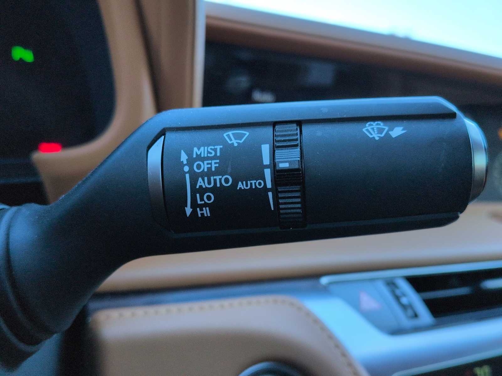 Thumbnail: 2021 Lexus LC - 24