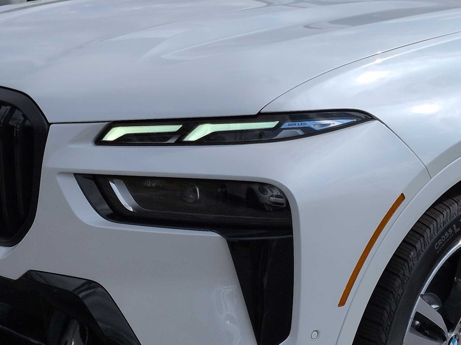 Thumbnail: 2026 BMW X7 - 11
