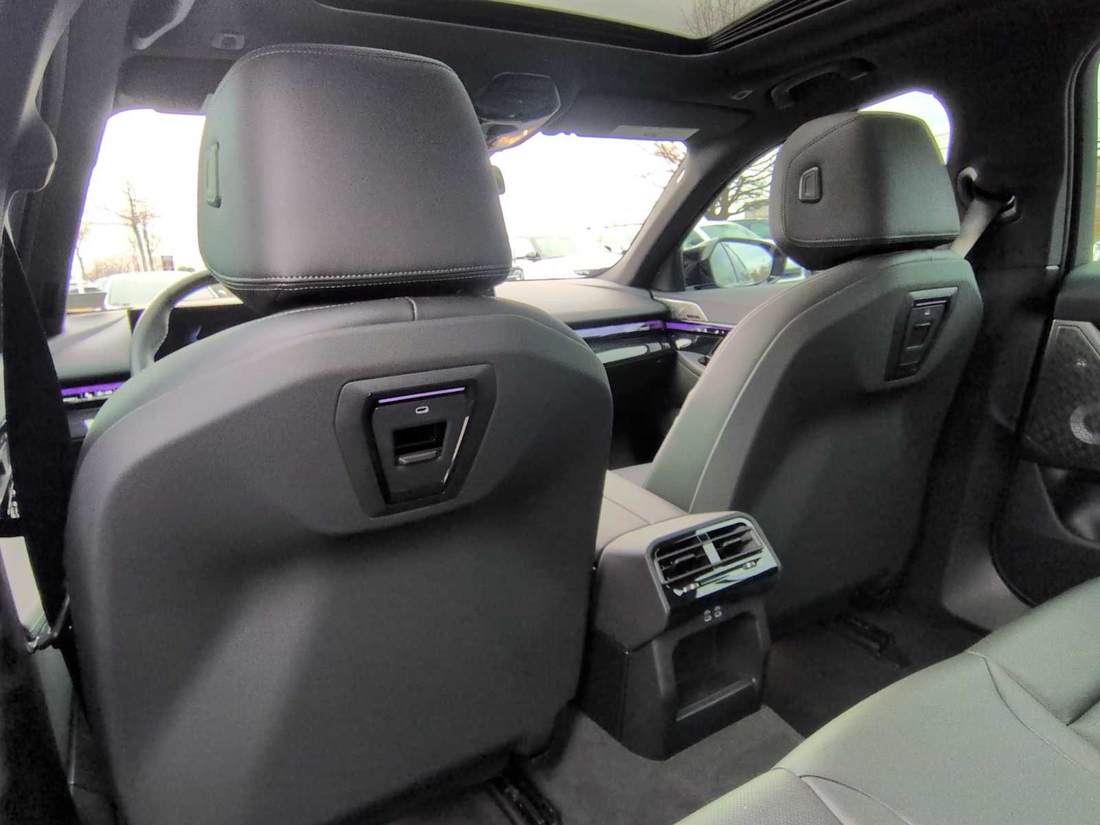 Thumbnail: 2025 BMW i5 - 18