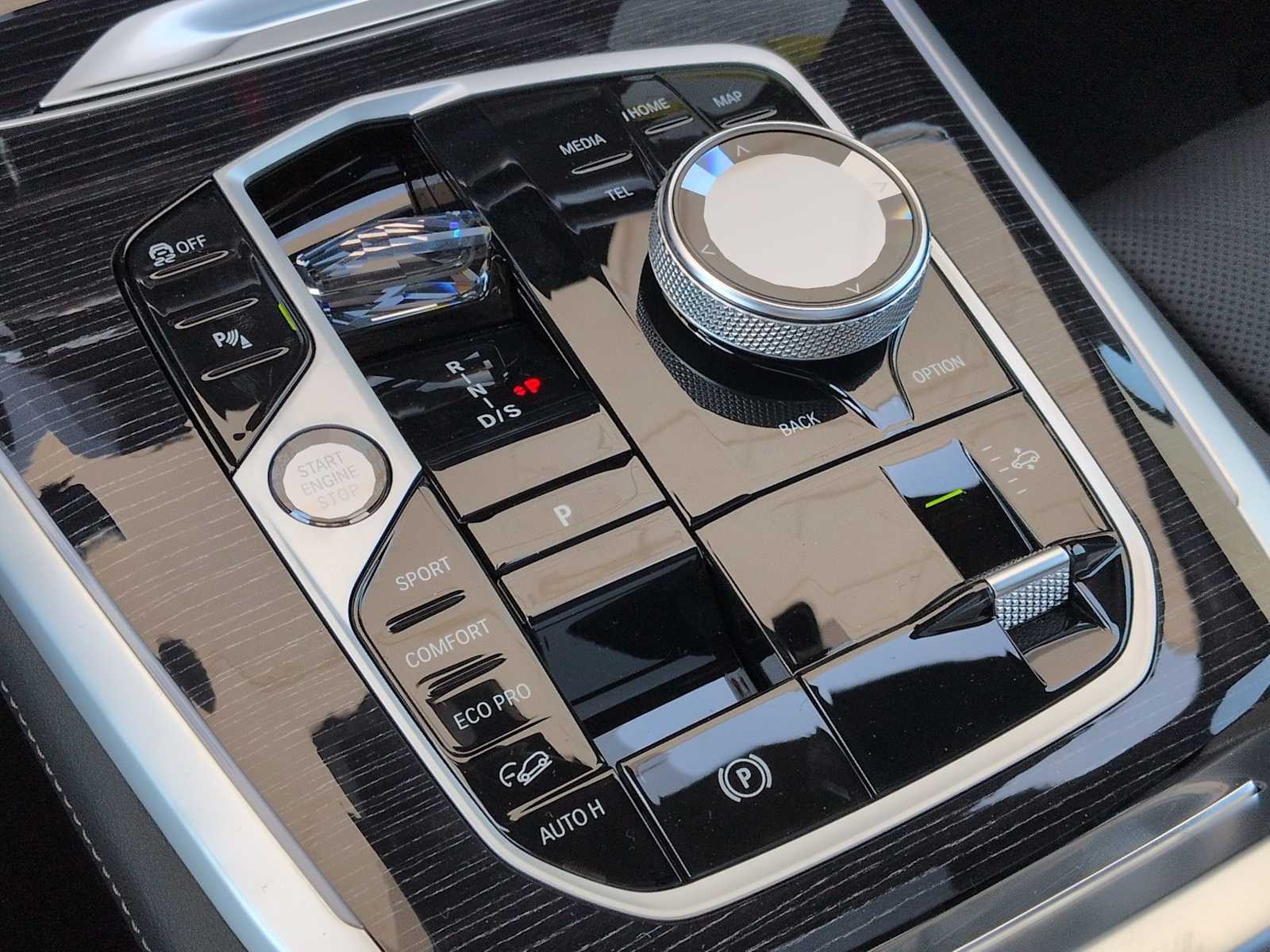 Thumbnail: 2026 BMW X5 - 35