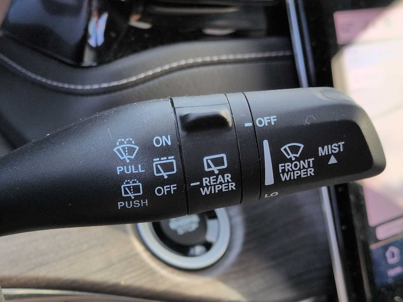 Thumbnail: 2023 Jeep Grand Cherokee - 28