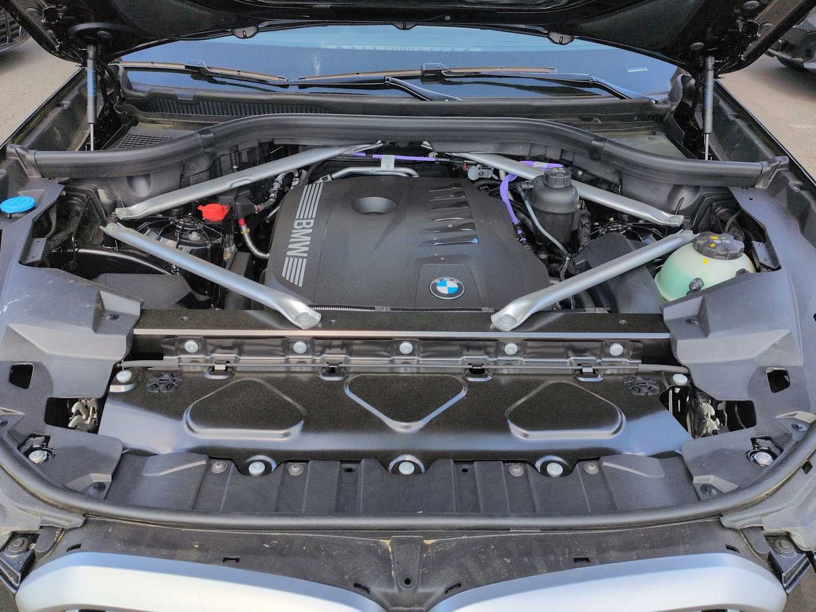 Thumbnail: 2026 BMW X5 - 15