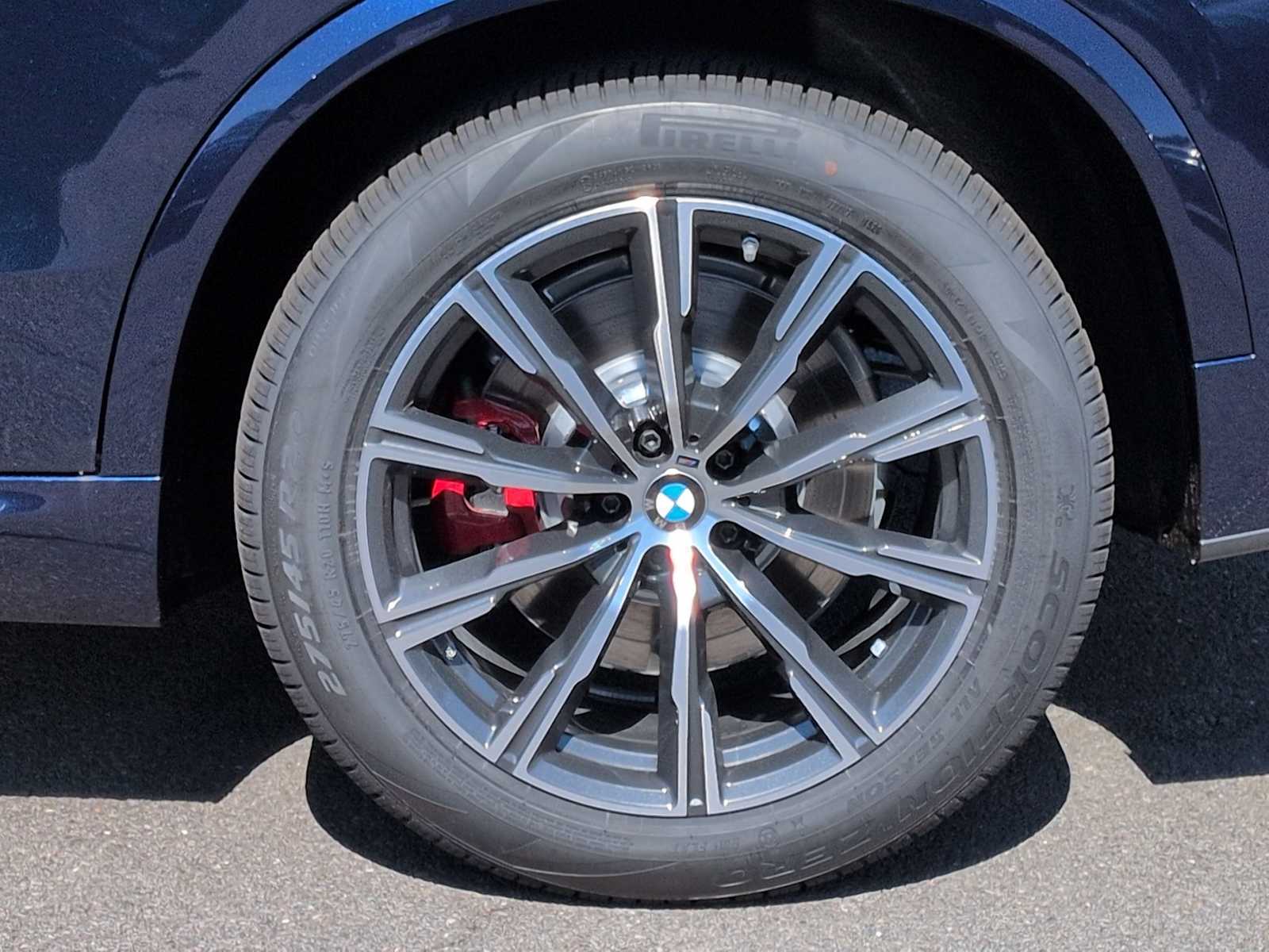 Thumbnail: 2026 BMW X5 - 14