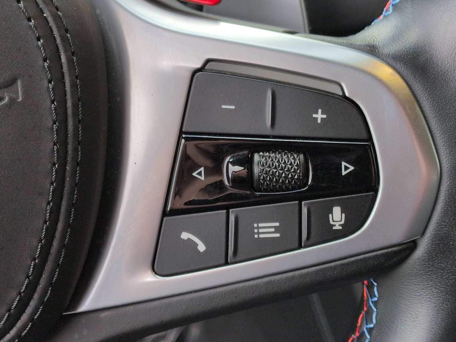 Thumbnail: 2023 BMW M8 - 25