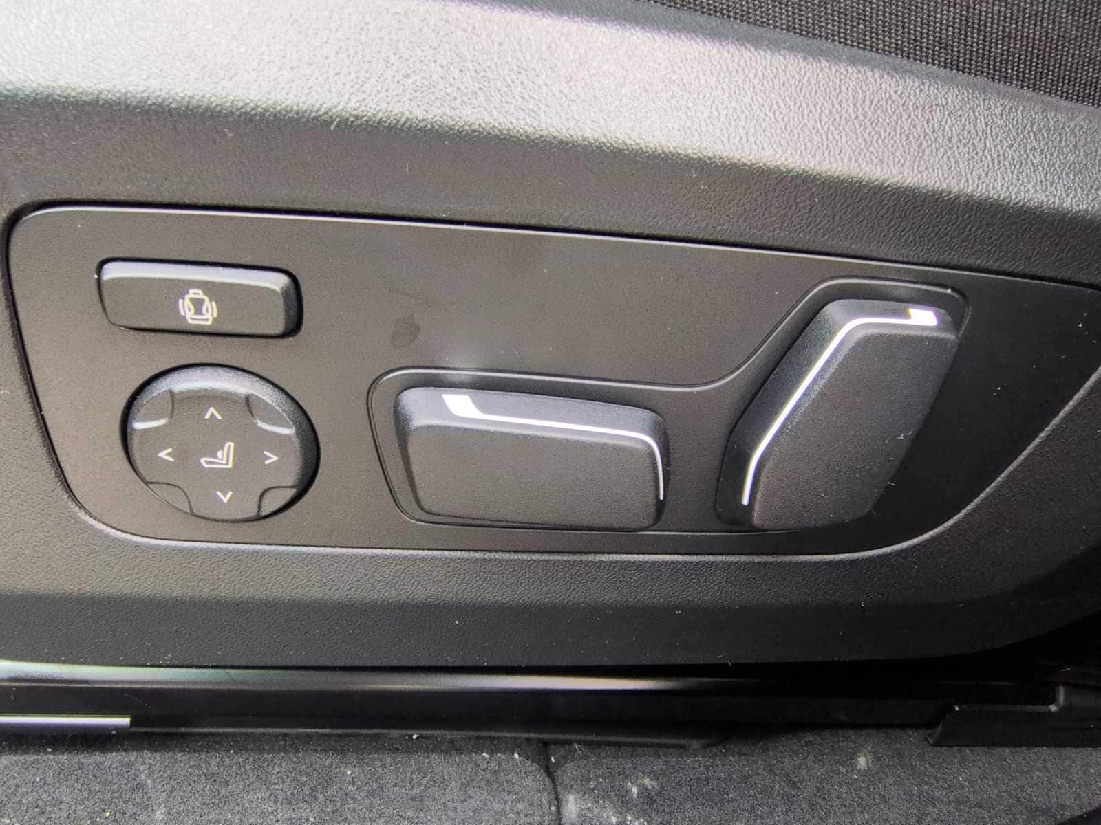 Thumbnail: 2026 BMW X3 - 18