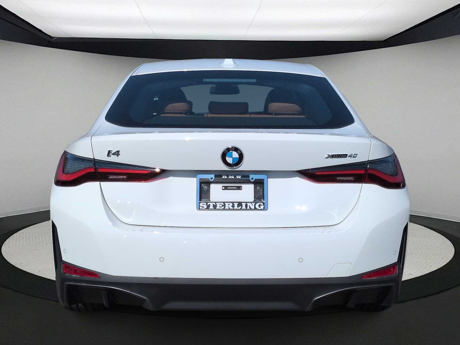 Thumbnail: 2026 BMW i4 - 7