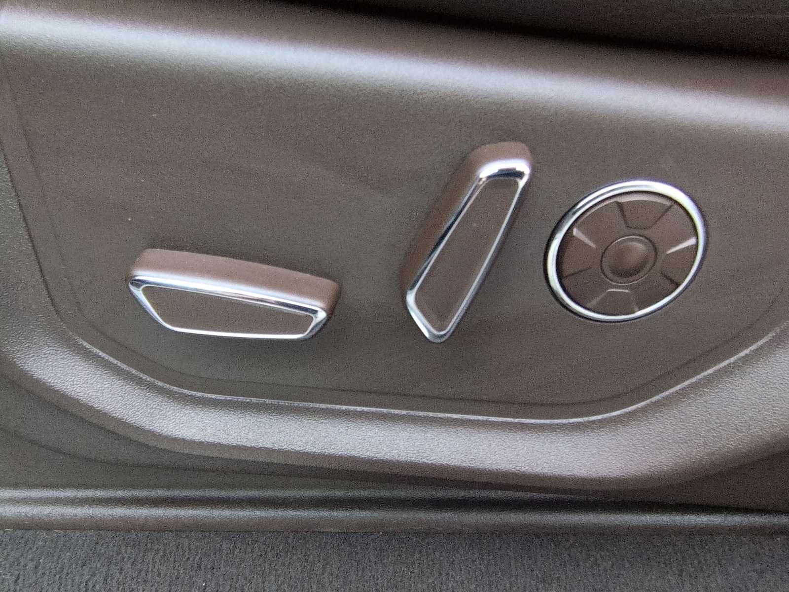 Thumbnail: 2020 Ford F-350 - 18