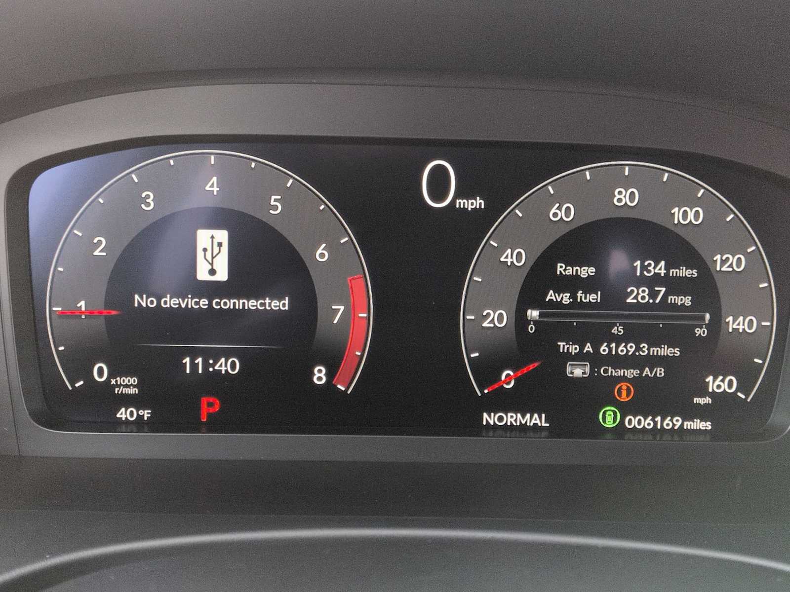 Thumbnail: 2025 Acura Integra - 35