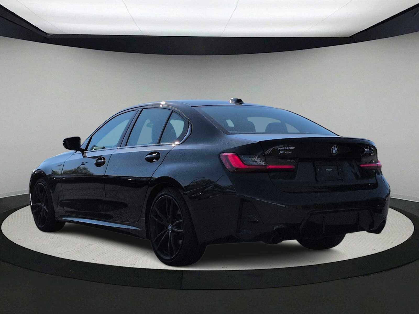 Thumbnail: 2023 BMW 3 Series - 6