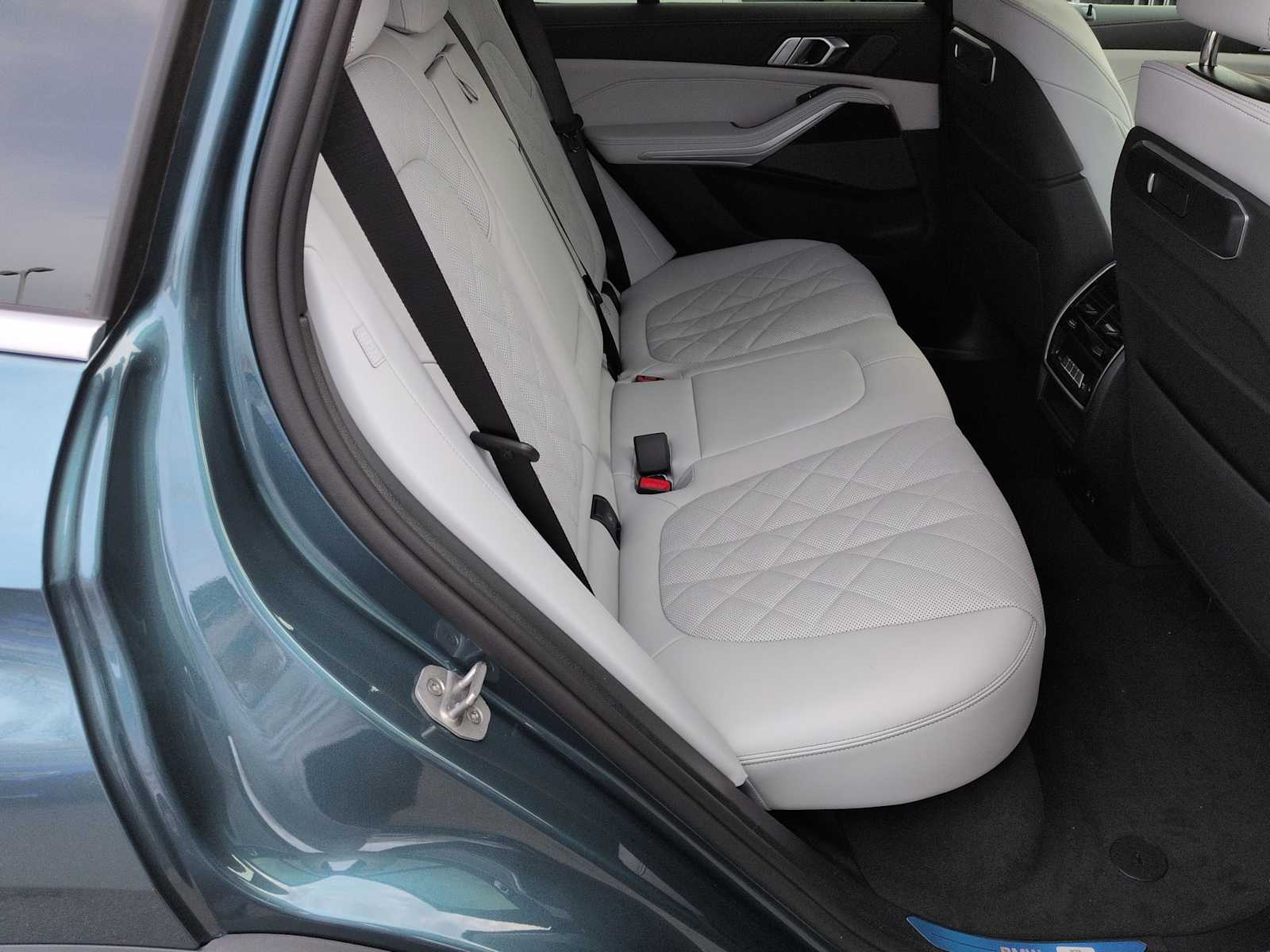 Thumbnail: 2026 BMW X5 - 22