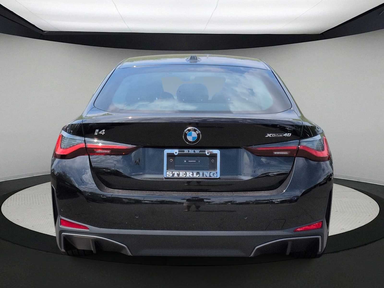 Thumbnail: 2026 BMW i4 - 7