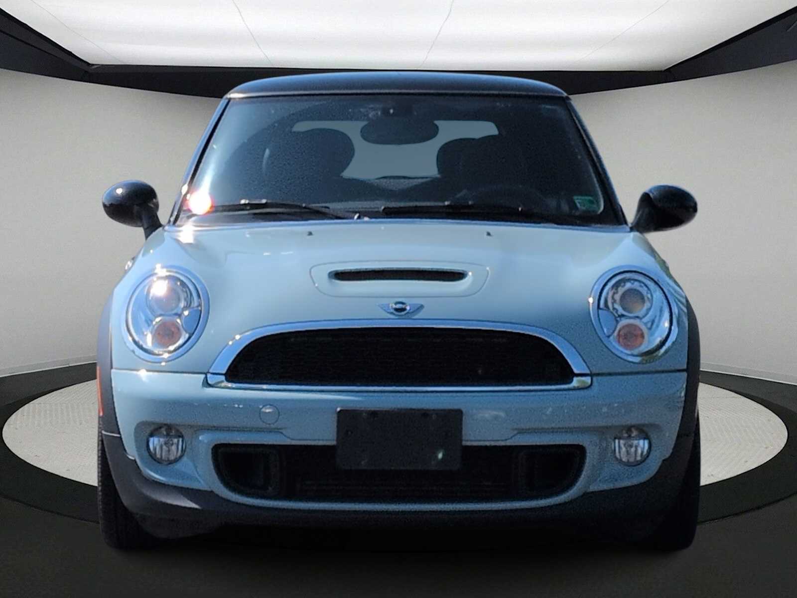 Thumbnail: 2013 MINI Cooper Hardtop - 3