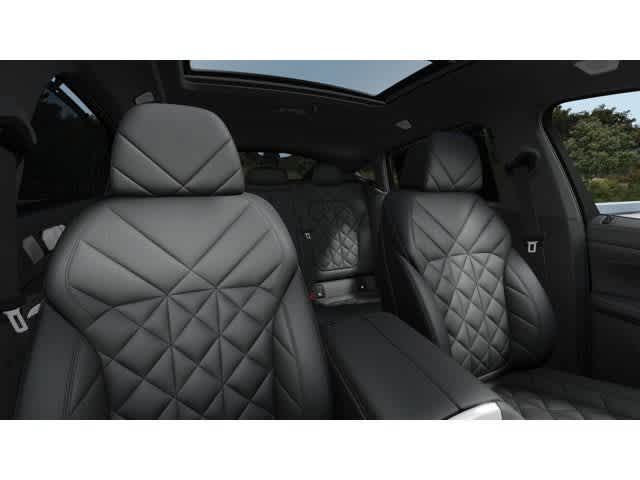 Thumbnail: 2027 BMW X6 - 11