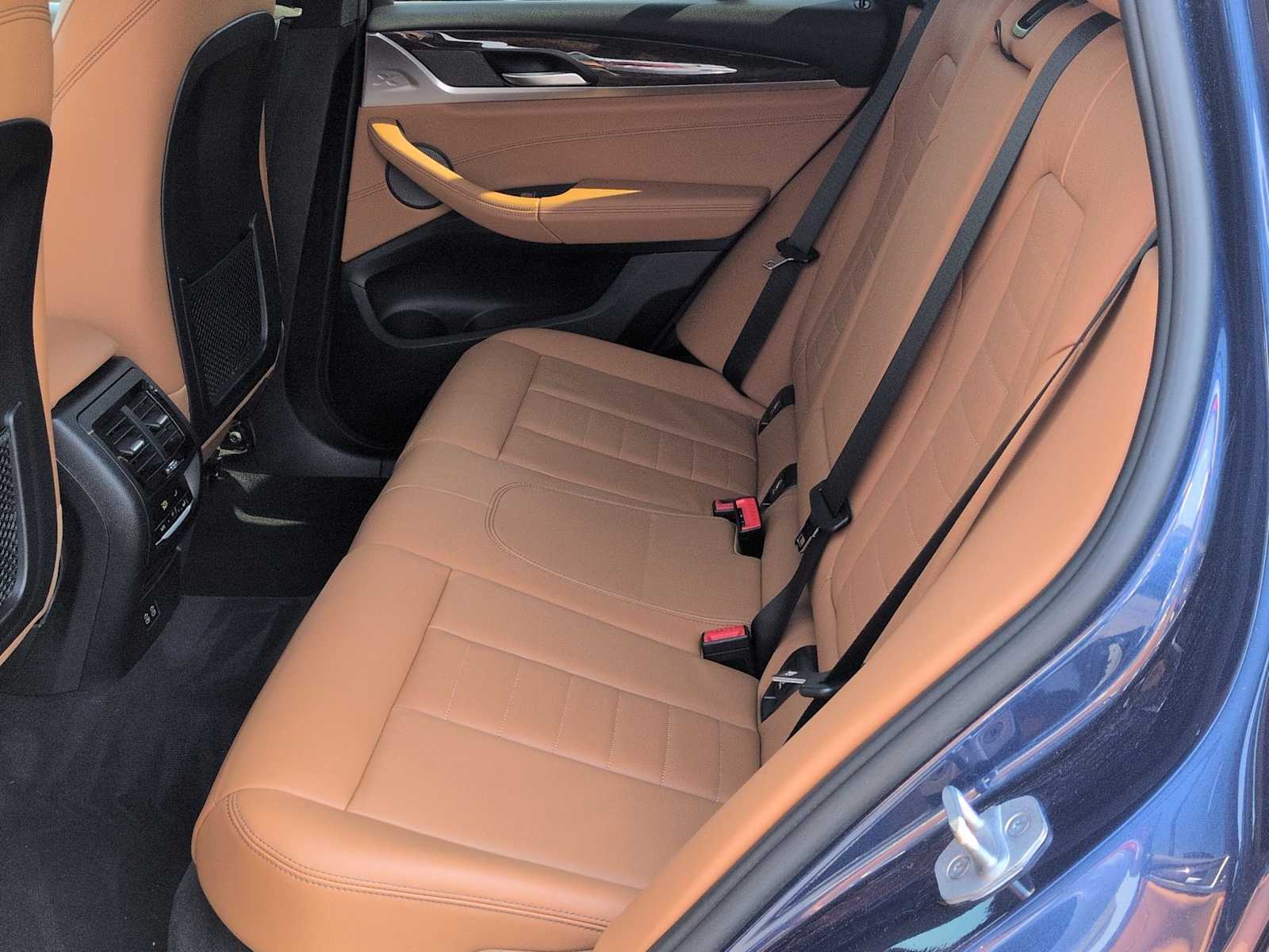 Thumbnail: 2021 BMW X3 - 21