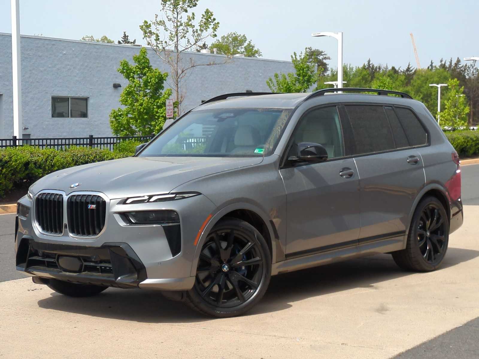 2025 BMW X7 M60i -
                  Sterling, VA