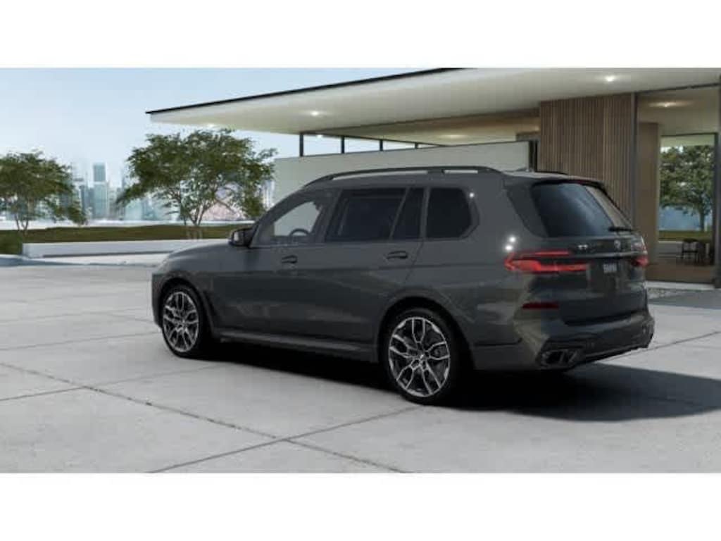 New 2026 BMW X7 M60i SUV