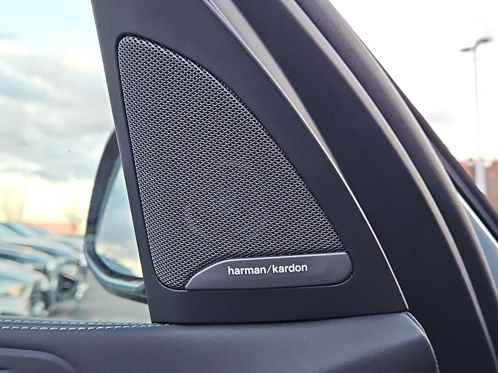 Thumbnail: 2026 BMW X5 - 33