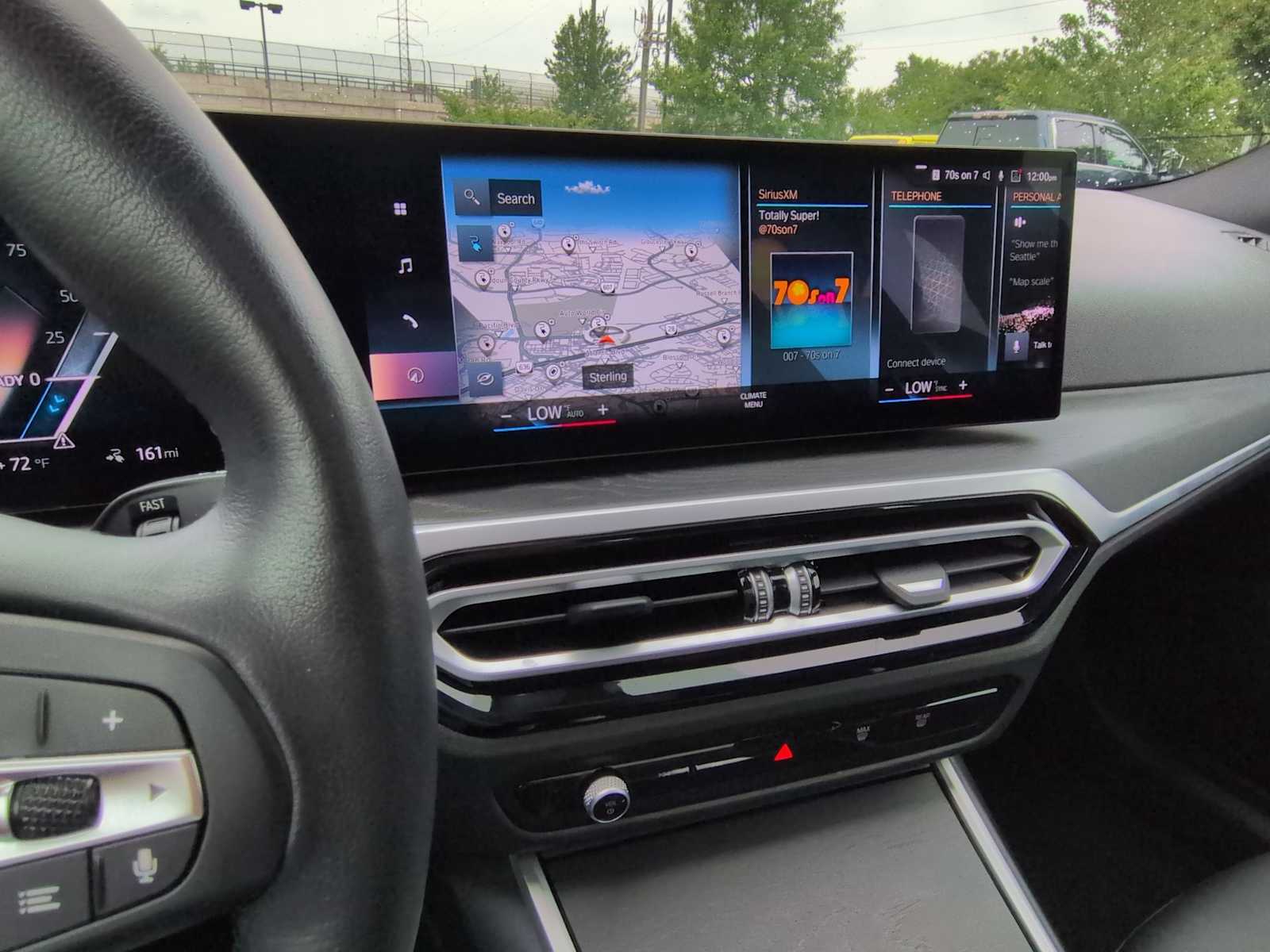 Thumbnail: 2023 BMW i4 - 30