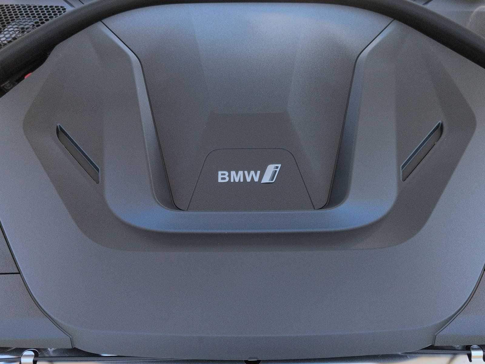 Thumbnail: 2026 BMW i4 - 15