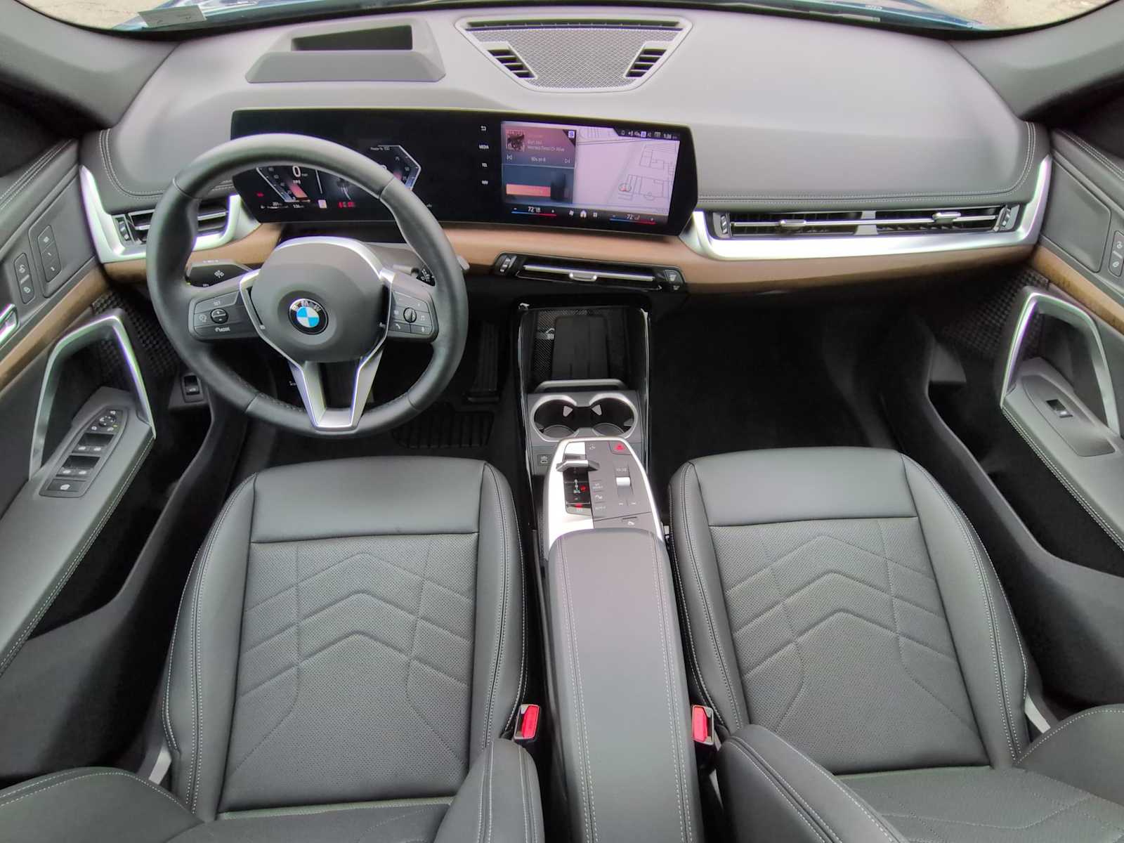 Thumbnail: 2025 BMW X1 - 16