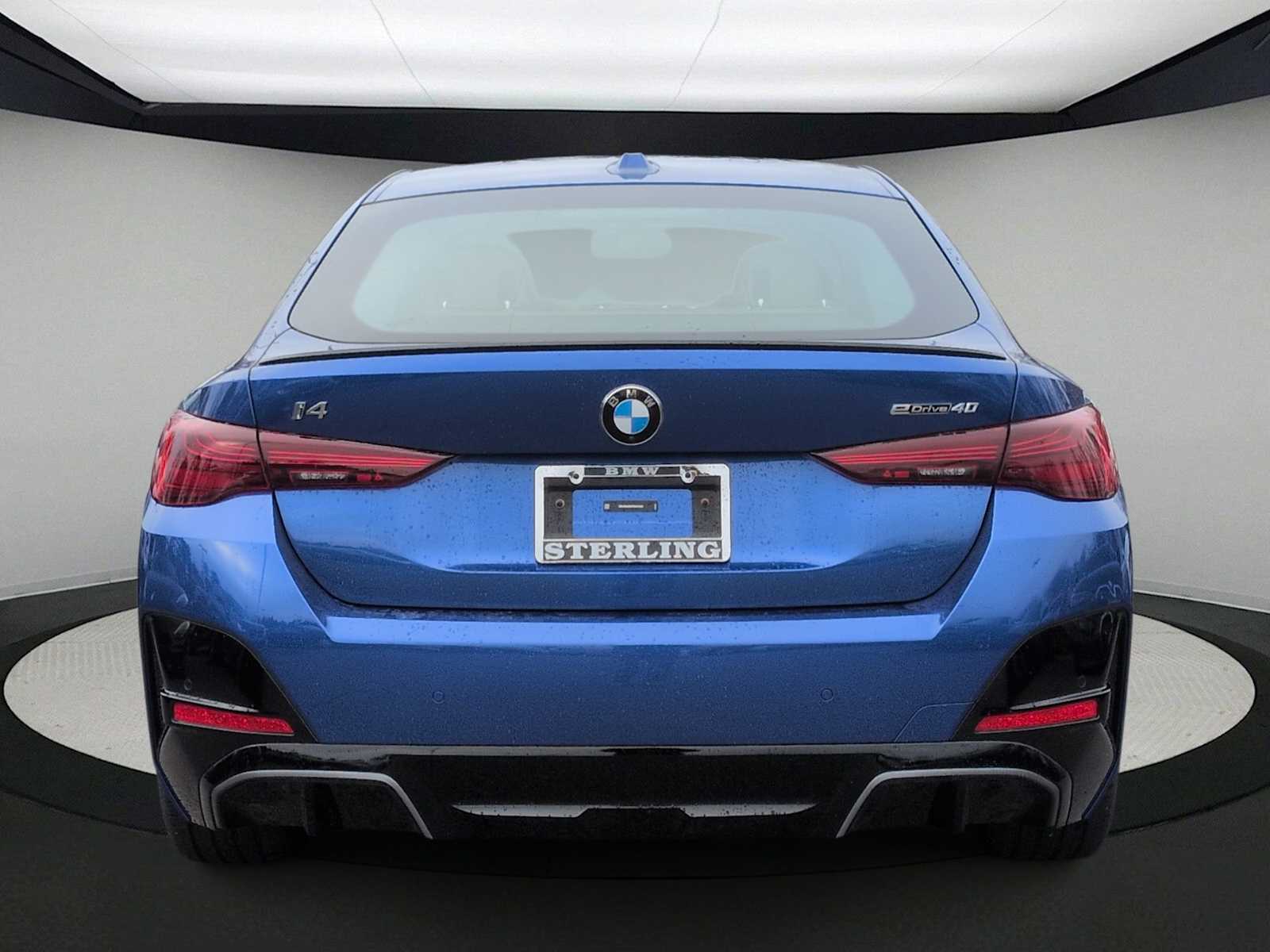 Thumbnail: 2026 BMW i4 - 6