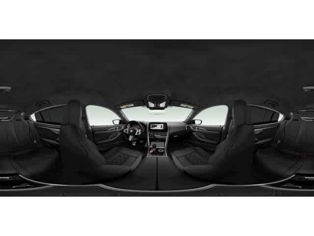 Thumbnail: 2025 BMW M8 - 8